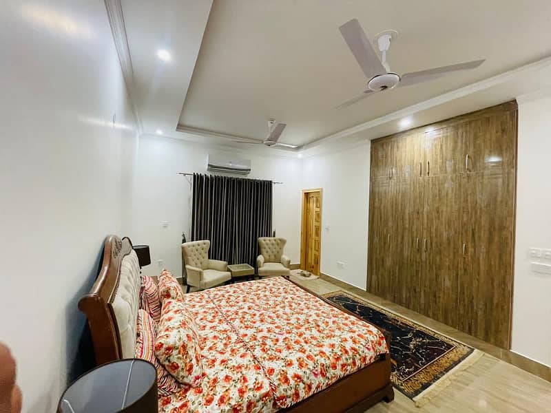 3 bedrooms Available on Perday or Perweek in E-11 Islamabad 6