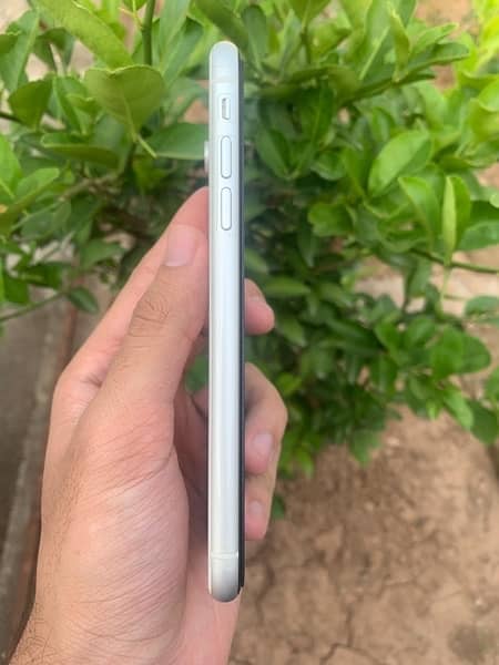 Iphone Xr 64 Gb Non Pta 3