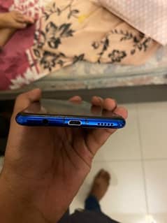 Huawei Nova 3i 0