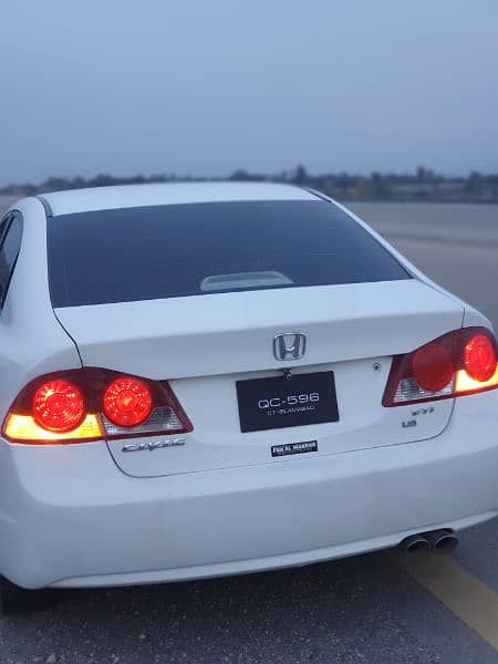 Honda Civic VTi 2010 1