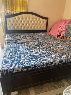 Bed set for sale