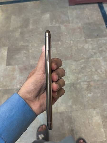 iphone11pro max dual PTA approve 9