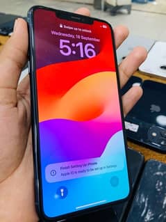 I phone 11 pro max /Non Pta