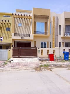 Bahria Town Phase 8 Ali Block 5 Marla Designer House On Investor Rate