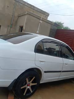 Honda Civic EXi 2001