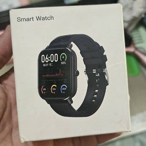 Smart Watch 10/10 owsum Battery heavy weight watch complete Box. 5