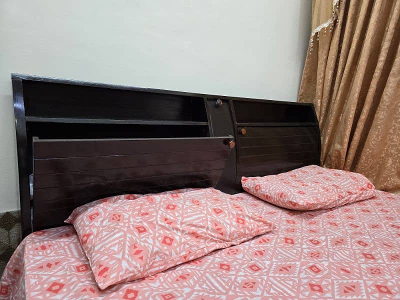 King size double bed 2