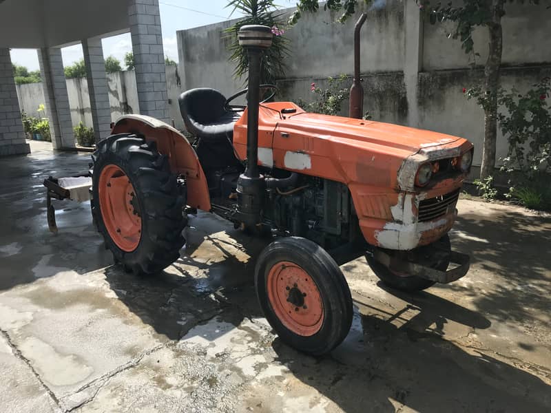 KUBOTA L295 جاپانی ٹریکٹر کبوٹہ (Model 1984) 1