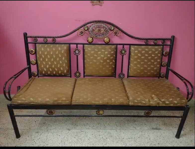 8seater iron sofa set with pot and 1wood sofa 2seater. read description 2