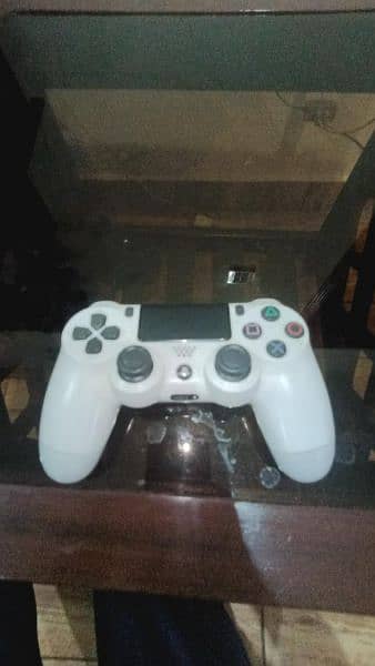 ps4 pro 1 tb white color 7