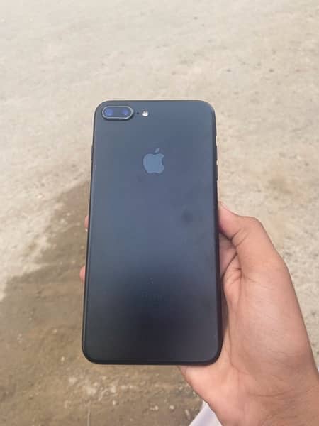 iPhone 7 plus pta approved 2