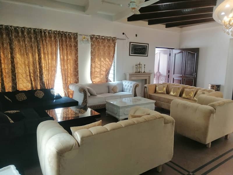 DHA PHASE 5, 27 MARLA CORNER 2 BEDS, SEPERATE GATE UPPER PORTION FOR RENT 5