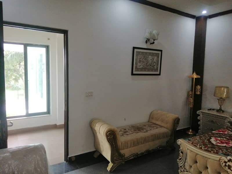 DHA PHASE 5, 27 MARLA CORNER 2 BEDS, SEPERATE GATE UPPER PORTION FOR RENT 6