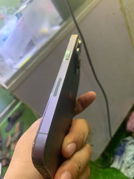 iPhone 14 Pro Max deep purple stock 4