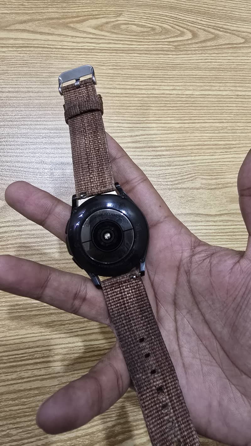 samsung galaxy watch 4 classic 42mm 2