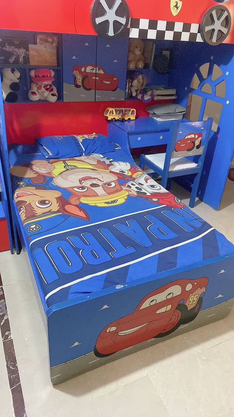 Bunk Bed set with mattresses & King Size Bed 3