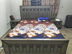 double bed set with dressing table and sides tables