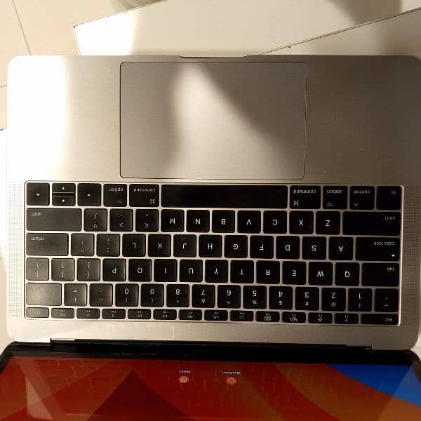 MacBook pro 2017 2