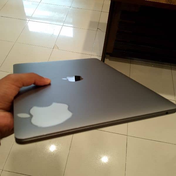 MacBook pro 2017 4