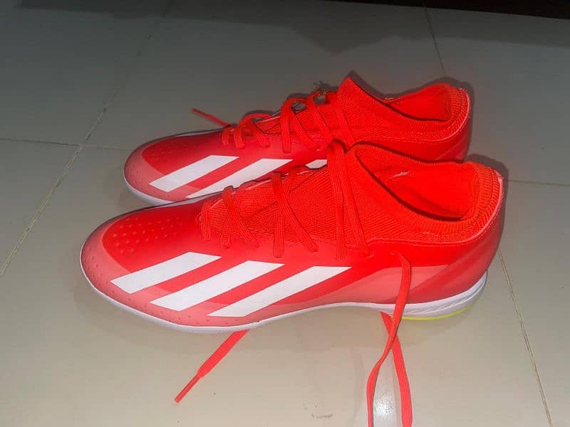 Adidas x crazyfast tf

Brand new football/sports shoes 2