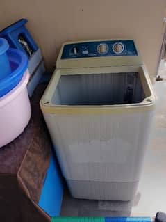 Haier washing machine for sale gulistan e johar block 12