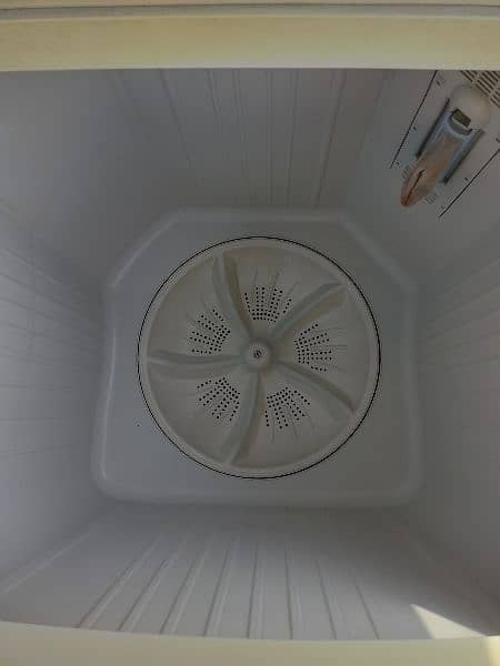 Haier washing machine for sale gulistan e johar block 12 3