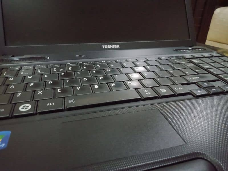 Toshiba core i3 2nd generation 03019081873 8