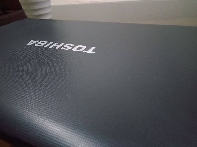 Toshiba core i3 2nd generation 03019081873 16