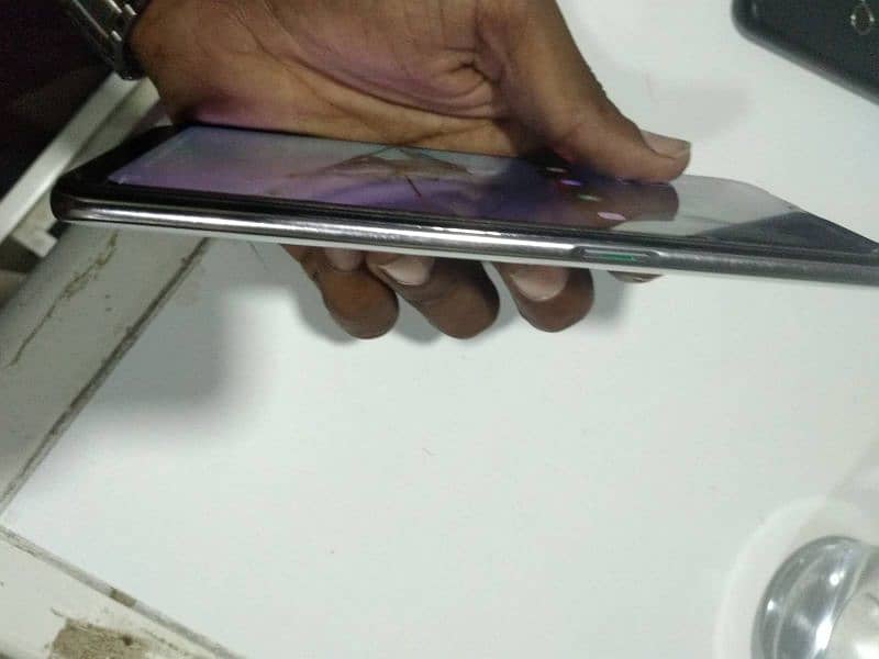 oppo Reno z looking like new condition 6/128 1