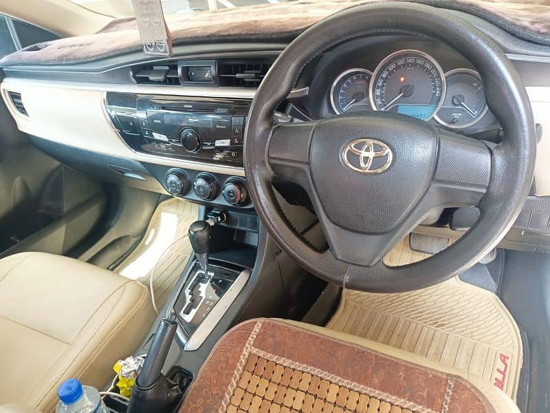 Toyota Corolla GLI automatic 2017 7