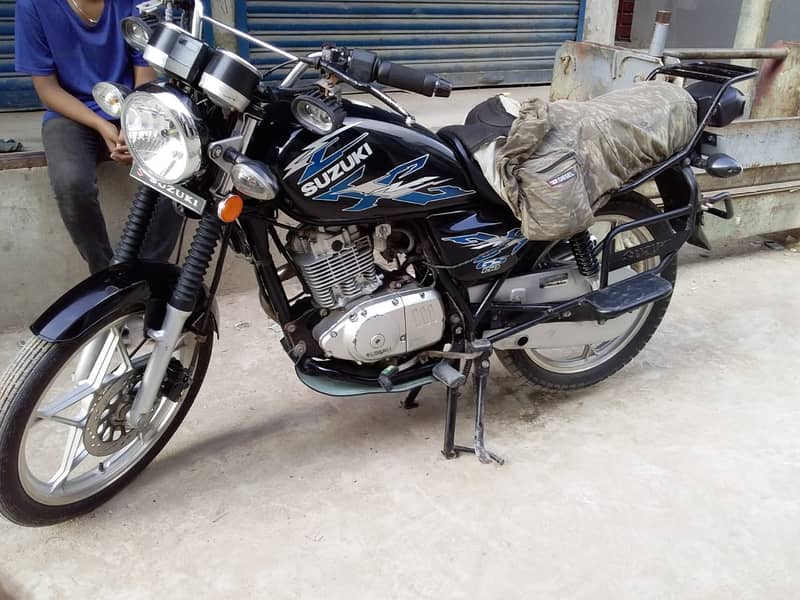 Suzuki GS 150 SE 2020 3