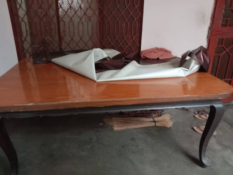 Urgent bed sale with 2 center table without dressing and side table 2