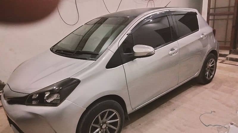 Toyota Vitz 2014 3