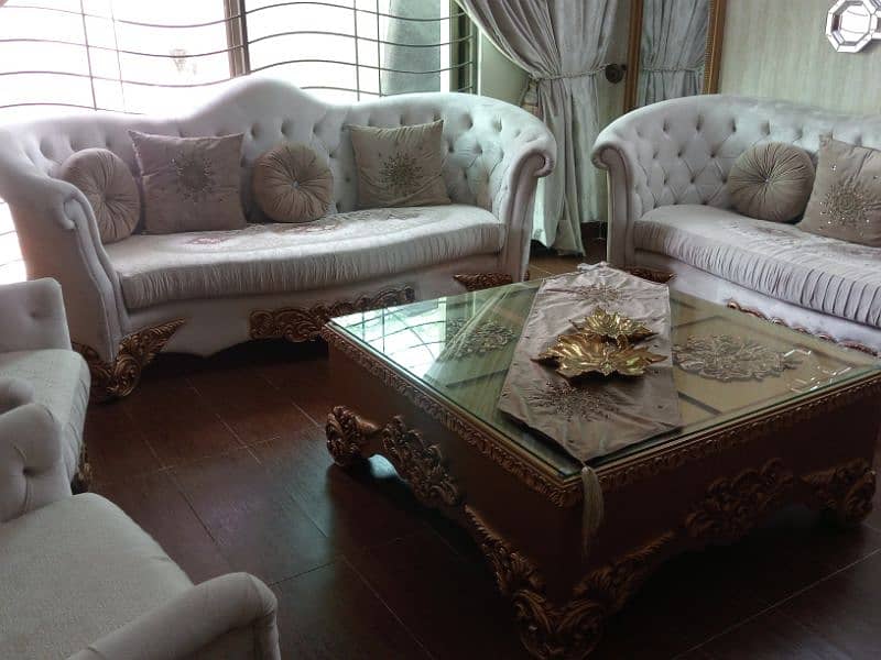 luxurious Sofa Set 3+2+1+1+Setti+3pcsTables 4