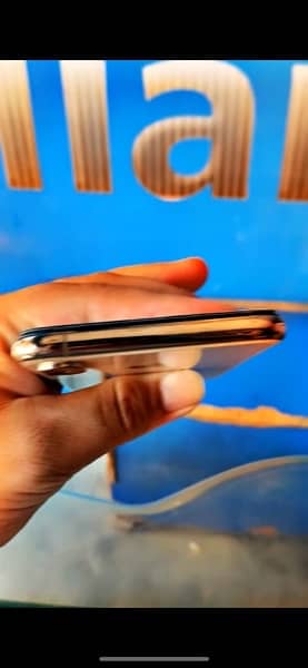 iphone Xs 256 Non pta 2 month e sim available only panel crack line 4