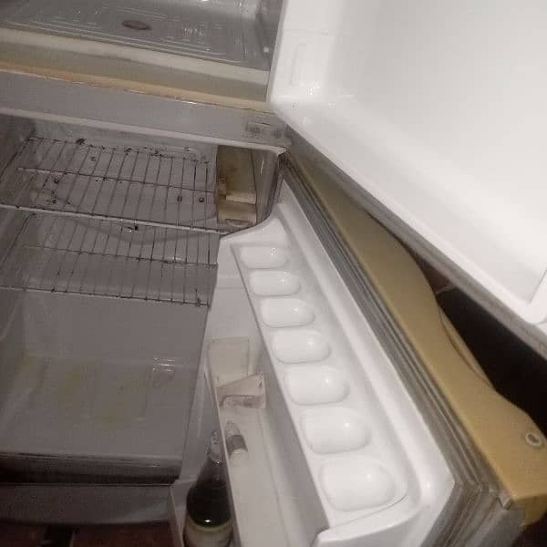 refrigerator 2