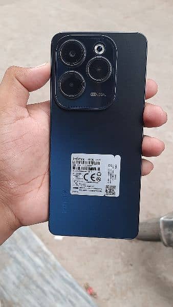 Infinix hot40 1