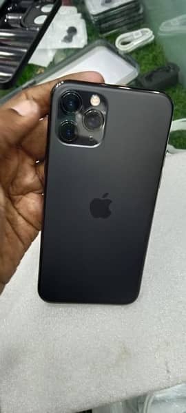 iPhone 11 pro 64Gb factory unlock 1