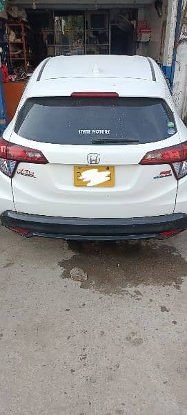 Honda Vezel 2016 1