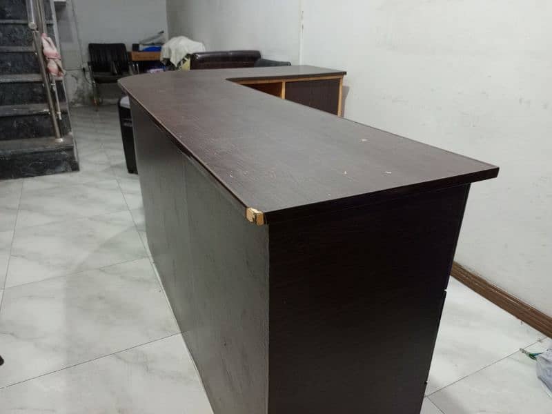 Designer Office Reception Counter 4