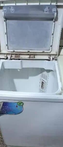 used washing machine and dryer Rs 17000 2