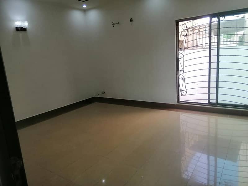 DHA PHAS 5, 27 MARLA , 5 BEDS, FULL HOUSE DOUBLE UNIT FOR RENT 20