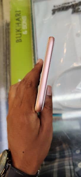 Iphone 7 plus 128gb pta approved 1