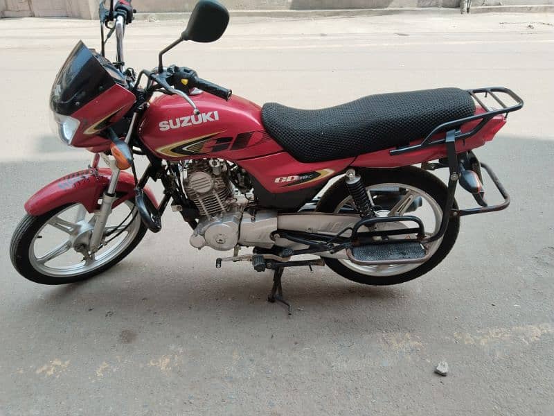 Suzuki  GD 110s  contact & What's app 03156317315 2