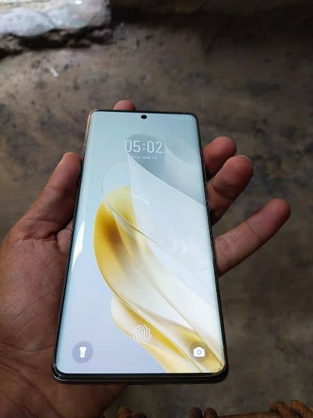 infinix zero 30 few days used 2