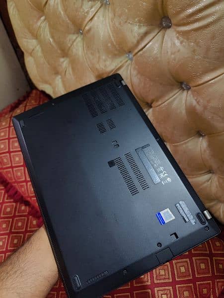 Lenovo T480s Unused laptop | 14 inch 1080 Tuch Scren | 256Gb SSD - 8Gb 9