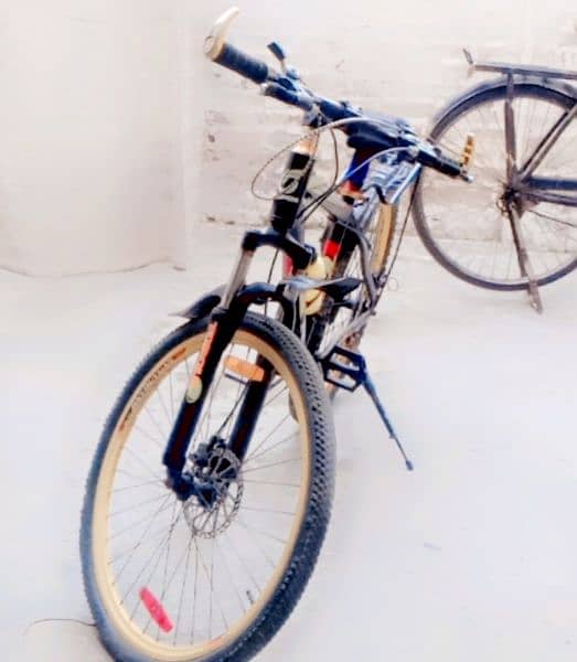 XMX Gear Bicycle For Sale | It's Size Is 26 And It have 10 Gears 4