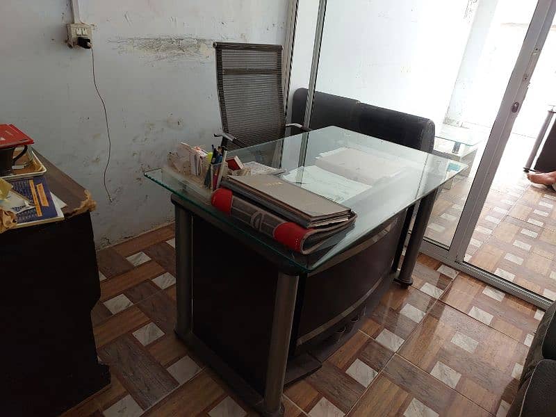 office furniture or maintained office with total furniture for sale 2