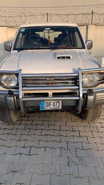 Mitsubishi Pajero 1993 5