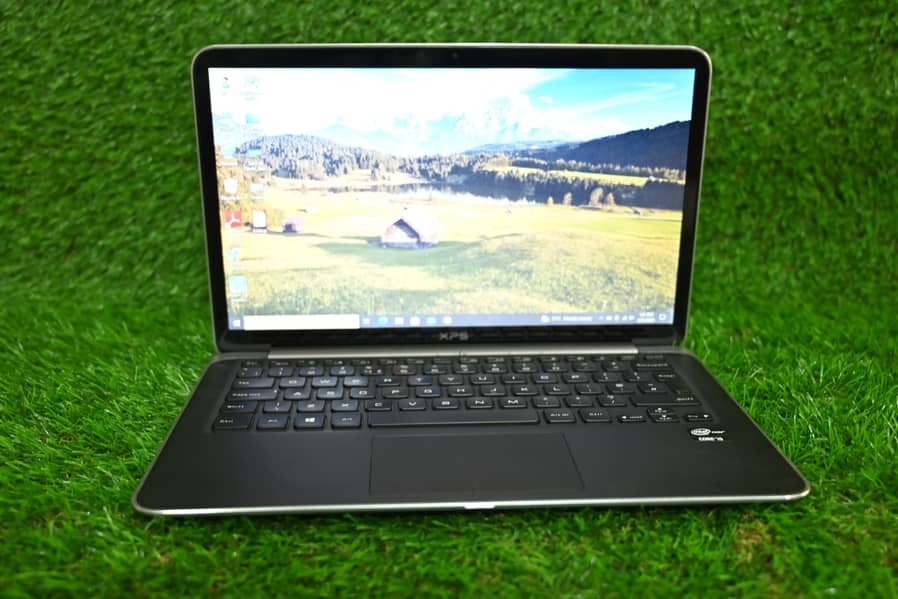 Dell XPS 13 L322X 13-inch Laptop core i5 3rd Gen-3337U 1.8GHz 8GB 0